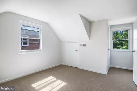 Bedroom - 616 Ritchie Ave, Silver Spring, MD 20910 photo 4 of 4