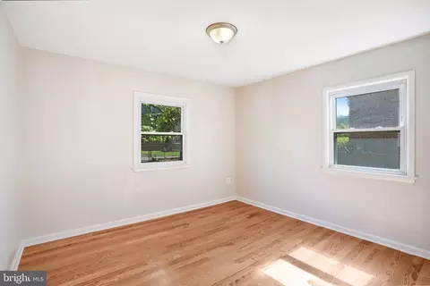 Bedroom - 616 Ritchie Ave, Silver Spring, MD 20910 photo 2 of 4