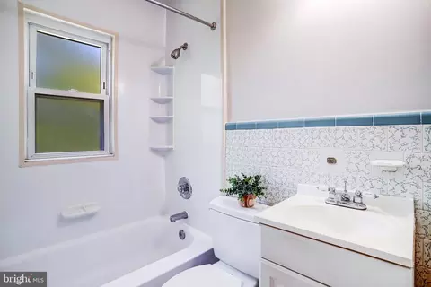 Bath - 616 Ritchie Ave, Silver Spring, MD 20910 photo 1 of 2