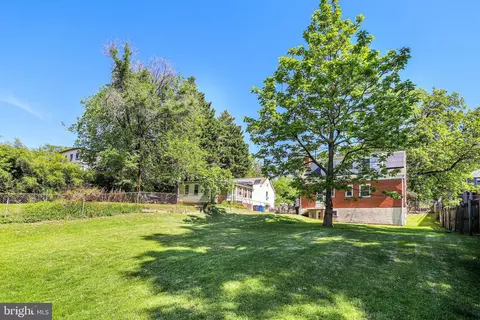 Exterior - 616 Ritchie Ave, Silver Spring, MD 20910 photo 6 of 6