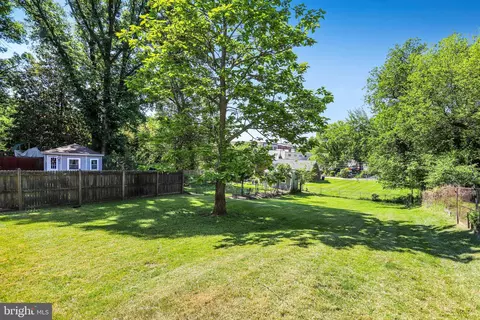 Exterior - 616 Ritchie Ave, Silver Spring, MD 20910 photo 2 of 6