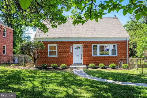 616 Ritchie Ave, Silver Spring, MD 20910