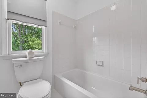 Bath - 713 Brandon Green Dr, Silver Spring, MD 20904 photo 3 of 3