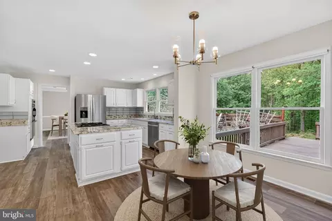 Dining - 713 Brandon Green Dr, Silver Spring, MD 20904 photo 1 of 4