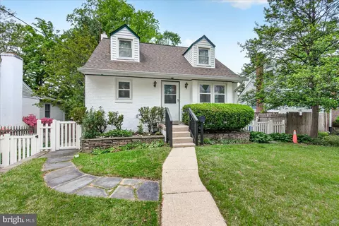 Exterior - 10408 Huntley Ave, Silver Spring, MD 20902 photo 2 of 15