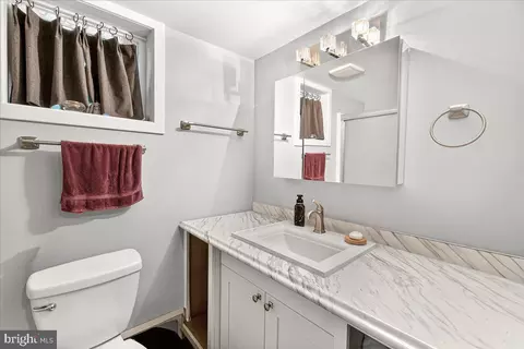 Bath - 10408 Huntley Ave, Silver Spring, MD 20902 photo 1 of 3