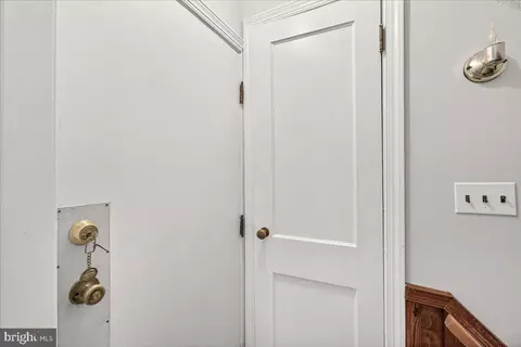 Entry Way - 10408 Huntley Ave, Silver Spring, MD 20902 photo 4 of 6