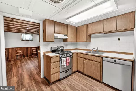 Kitchen - 10408 Huntley Ave, Silver Spring, MD 20902 photo 1 of 2