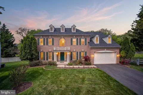 13904 Natia Manor Dr, Gaithersburg, MD 20878