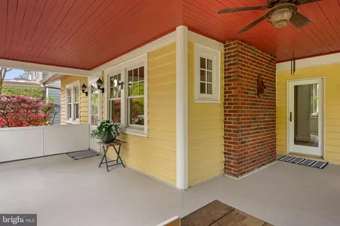 Exterior - 9120 Glenridge Rd, Silver Spring, MD 20910 photo 3 of 9