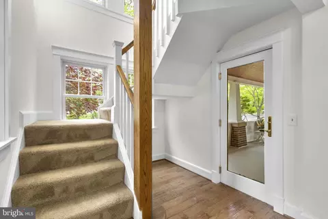 Entry Way - 9120 Glenridge Rd, Silver Spring, MD 20910 photo 7 of 8