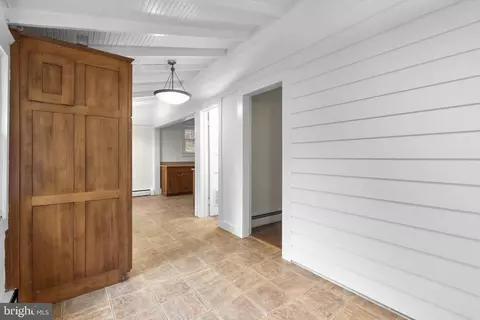 Entry Way - 9120 Glenridge Rd, Silver Spring, MD 20910 photo 6 of 8