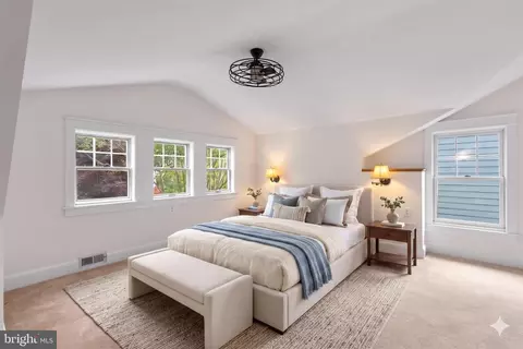 Bedroom - 9120 Glenridge Rd, Silver Spring, MD 20910 photo 3 of 6
