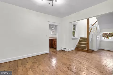 Entry Way - 9120 Glenridge Rd, Silver Spring, MD 20910 photo 1 of 8