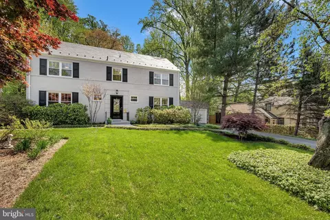 9709 Connecticut Ave, Kensington, MD 20895