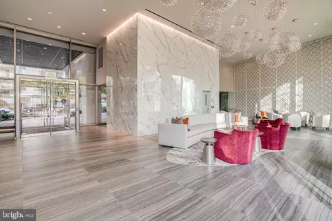 4620 N Park Ave #709E, Chevy Chase, MD 20815