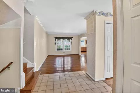 Entry Way - 14604 Notley Rd, Silver Spring, MD 20905 photo 1 of 2