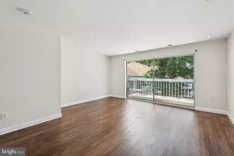 Living - 3240 Hewitt Ave #6-3-A, Silver Spring, MD 20906 photo 2 of 3