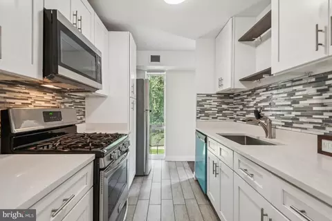 Kitchen - 3240 Hewitt Ave #6-3-A, Silver Spring, MD 20906 photo 1 of 2