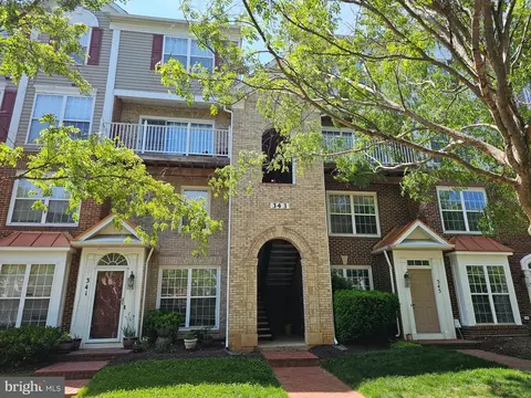 343 C Fallsgrove Dr #47, Rockville, MD 20850