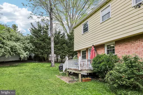 Exterior - 4 Burket Ct, Silver Spring, MD 20910 photo 2 of 5