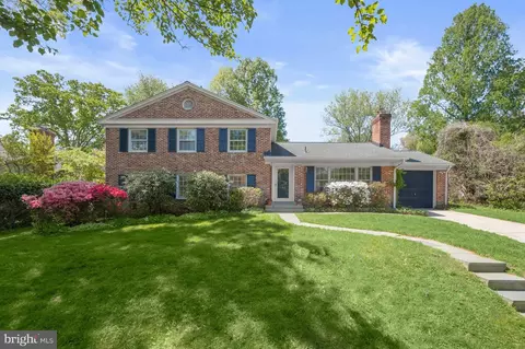 6920 Old Stage Rd, North Bethesda, MD 20852