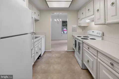 Kitchen - 3406 Chiswick Ct #47-2A, Silver Spring, MD 20906 photo 2 of 3