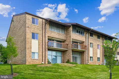 9926 Walker House Rd #9926-3, Montgomery Village, MD 20886