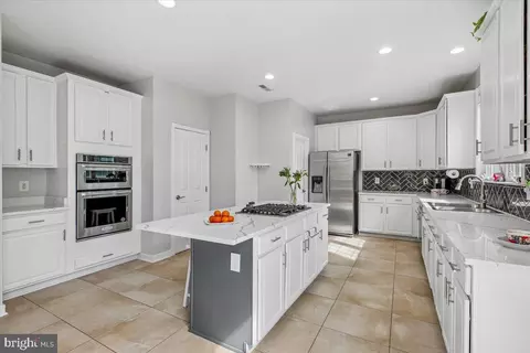 10610 Outpost Dr, North Potomac, MD 20878