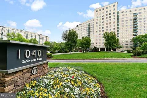 10401 Grosvenor Pl #1009, Rockville, MD 20852