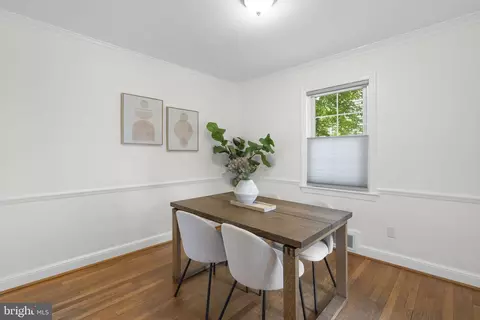 Dining - 213 Lexington Dr, Silver Spring, MD 20901 photo 1 of 2