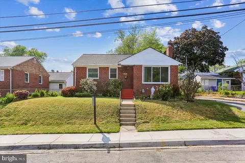 Exterior - 12218 Connecticut Ave, Silver Spring, MD 20902 photo 2 of 14