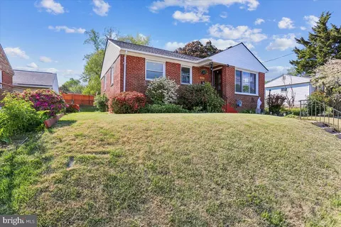 Exterior - 12218 Connecticut Ave, Silver Spring, MD 20902 photo 5 of 14