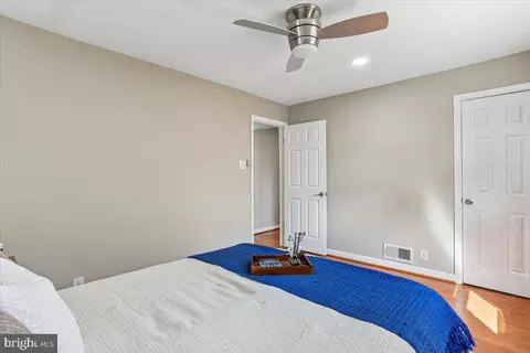 Bedroom - 12218 Connecticut Ave, Silver Spring, MD 20902 photo 4 of 8