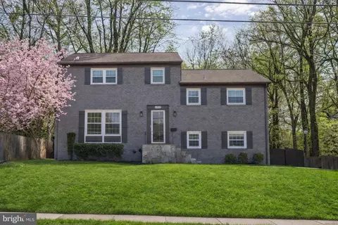 6502 Greyswood Rd, Bethesda, MD 20817