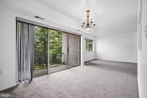12303 Braxfield Ct #391, Rockville, MD 20852