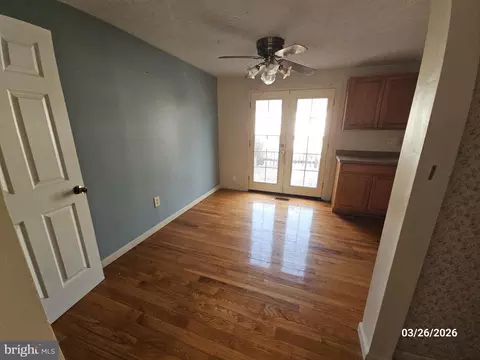 1234 Elm Grove Cir, Silver Spring, MD 20905 photo 3
