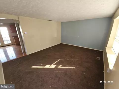 1234 Elm Grove Cir, Silver Spring, MD 20905 photo 2