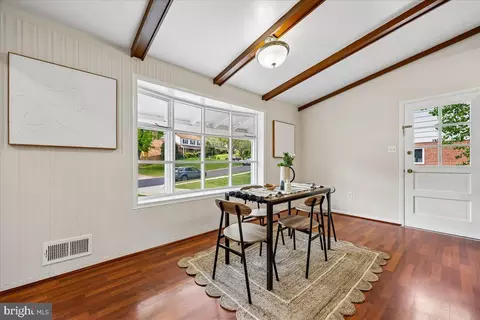 Dining - 11807 Stonington Pl, Silver Spring, MD 20902 photo 2 of 7