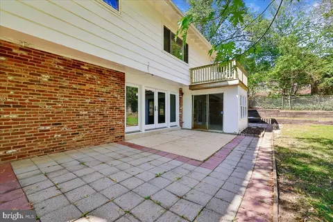 Exterior - 11807 Stonington Pl, Silver Spring, MD 20902 photo 18 of 22
