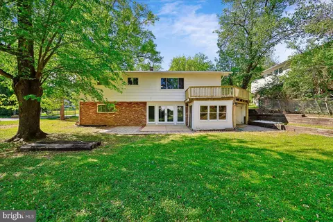 Exterior - 11807 Stonington Pl, Silver Spring, MD 20902 photo 7 of 22