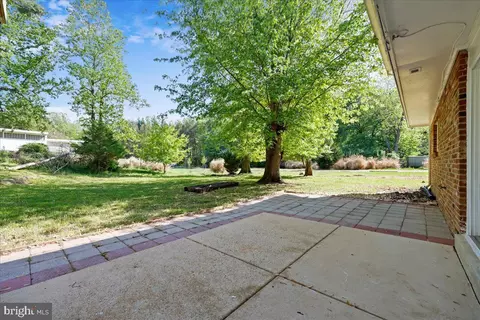 Exterior - 11807 Stonington Pl, Silver Spring, MD 20902 photo 20 of 22