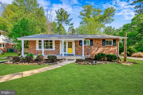 11807 Stonington Pl, Silver Spring, MD 20902