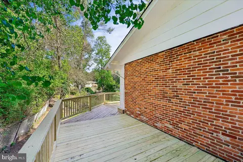 Exterior - 11807 Stonington Pl, Silver Spring, MD 20902 photo 13 of 22