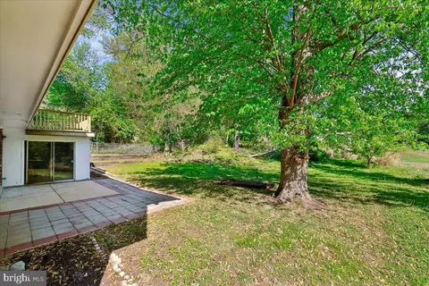 Exterior - 11807 Stonington Pl, Silver Spring, MD 20902 photo 19 of 22