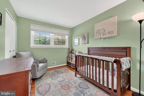 Bedroom - 1008 Robroy Dr, Silver Spring, MD 20903 photo 1 of 5