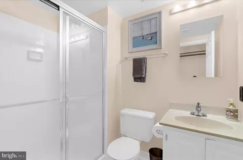 Bath - 13241 Osterport Dr, Silver Spring, MD 20906 photo 2 of 5