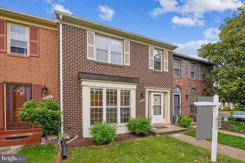 2047 Featherwood St, Silver Spring, MD 20904