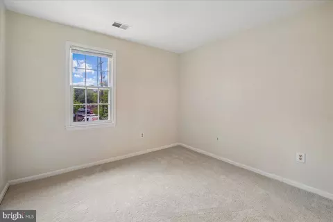 Bedroom - 2047 Featherwood St, Silver Spring, MD 20904 photo 2 of 4
