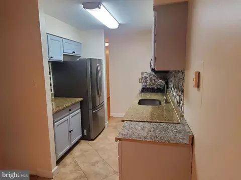 Kitchen - 2207 Greenery Ln #103-8, Silver Spring, MD 20906 photo 2 of 4